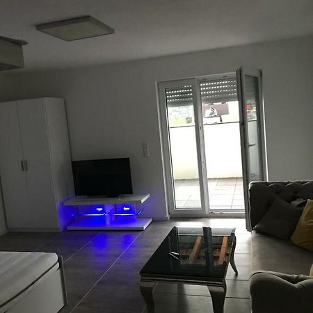 Einliegerwohnung Mit Terrasse ฟรีดริชส์ฮาเฟน ภายนอก รูปภาพ